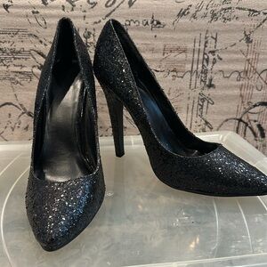 Sparkle black heels